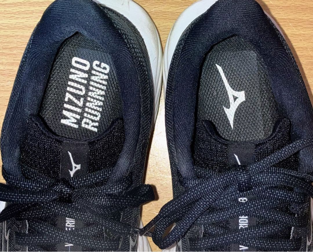 ★MIZUNO WAVE RIDER 28 ミズノ ウエーブライダー28 ★