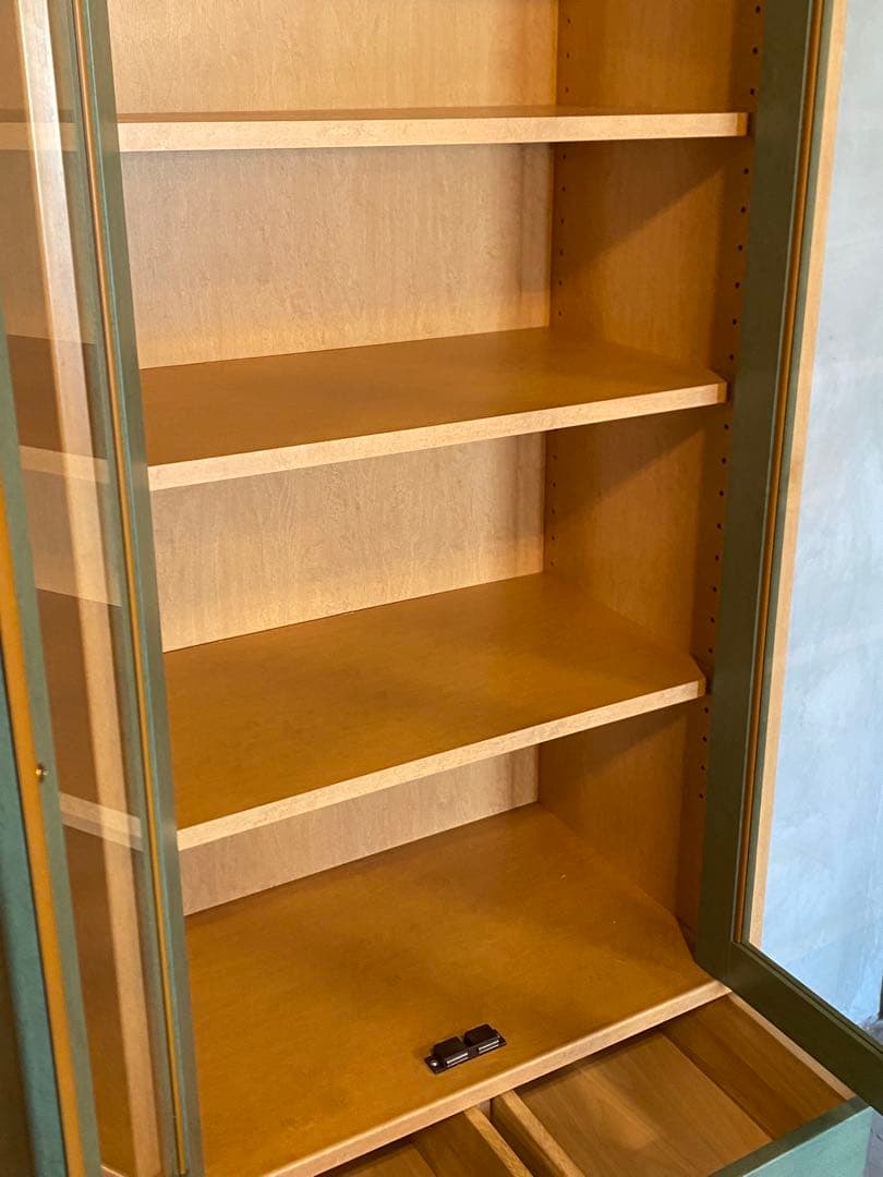 【sbbr　三鷹市まで配達無料　積み下ろしのお手伝い　条件付き】　食器棚