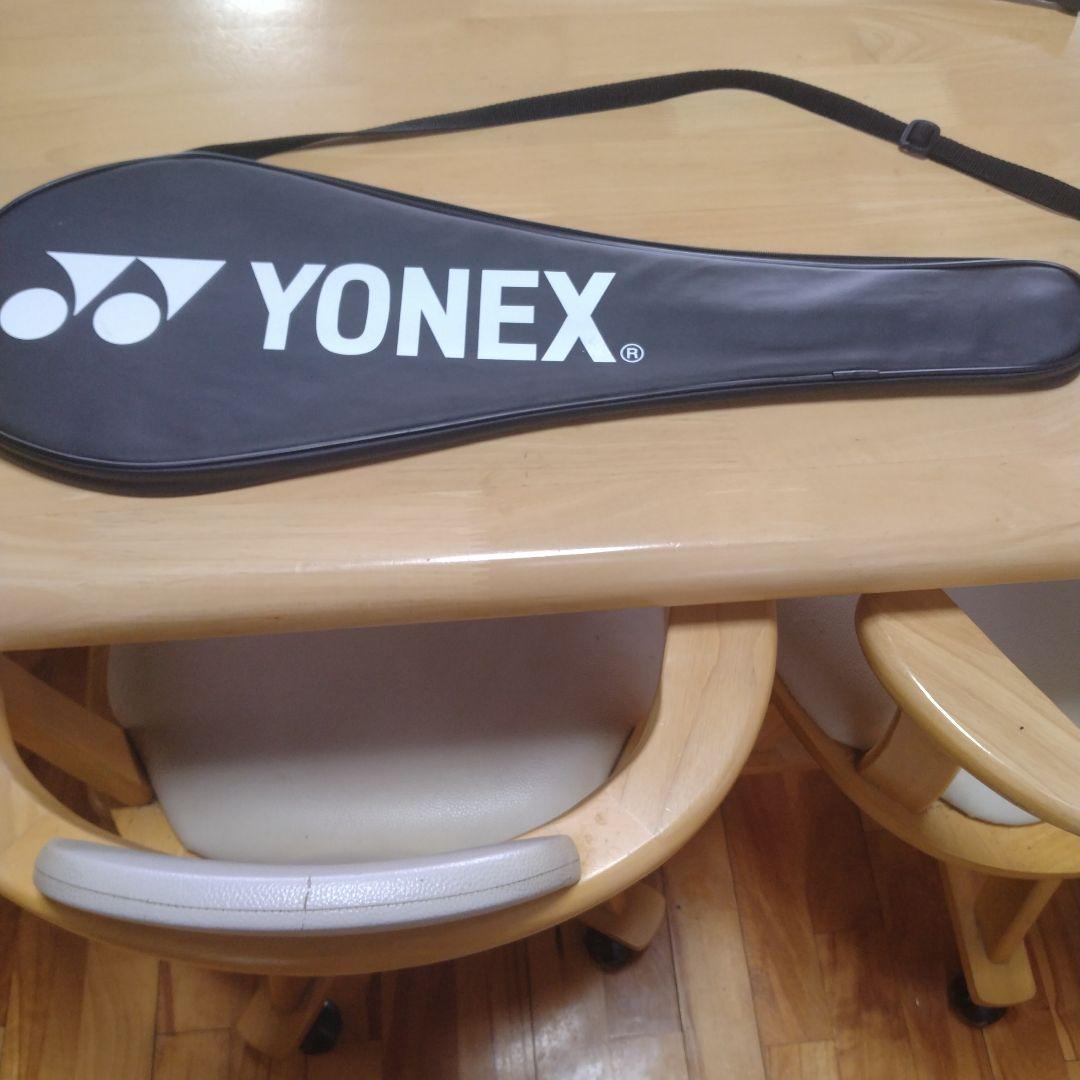 バドミントン ラケット オーバル型