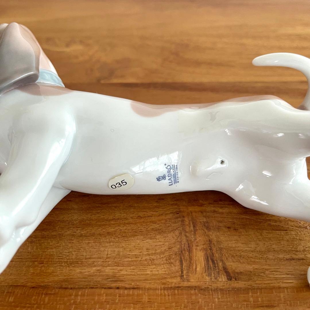 LLADROリヤドロ フィギュリン 新聞屋さん 犬 置物 インテリア 人形