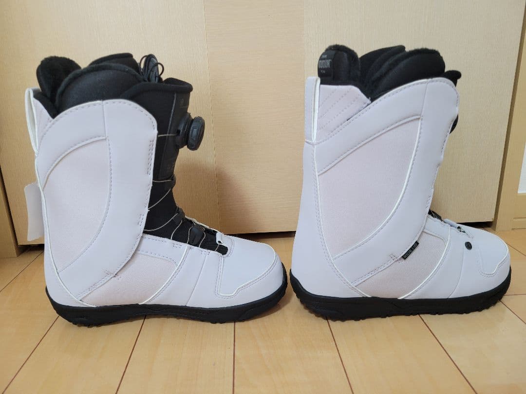 SAGE スノーボードブーツ 女性用 ホワイト/ブラック