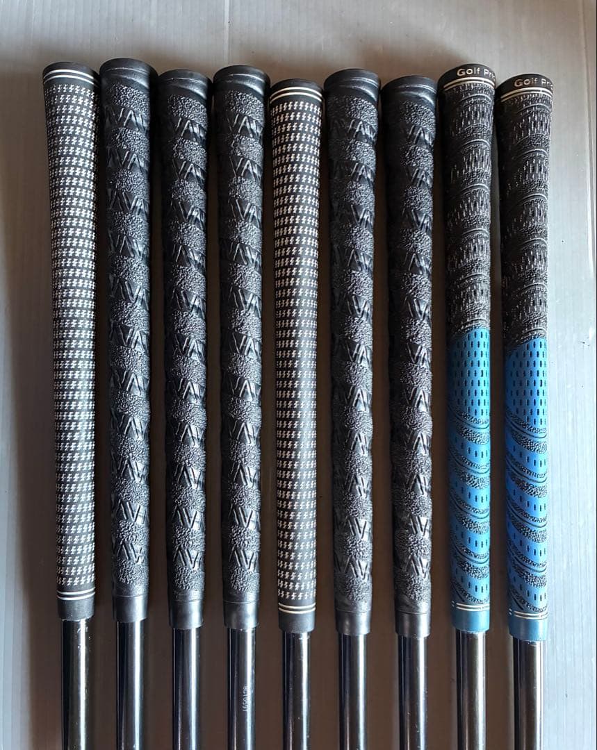 ツアーステージ入門用ゴルフクラブセット（UTとバックのオマケ付き）