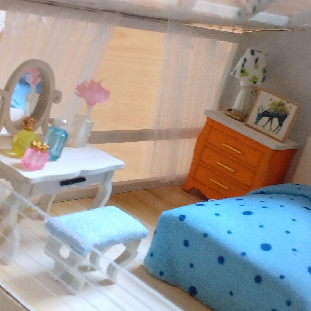 サザエさんフィギュア＆LEDライト付きドールハウスセット