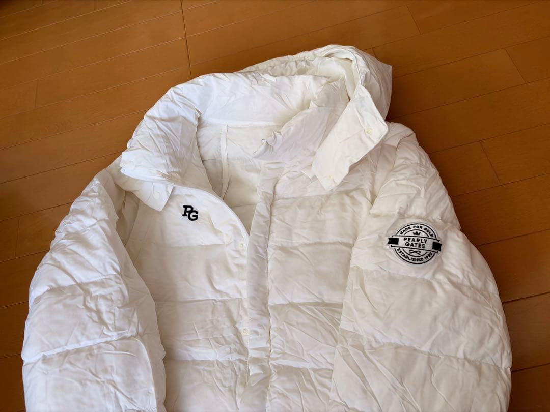 PEARLY GATES ホワイトジャケット フード付き