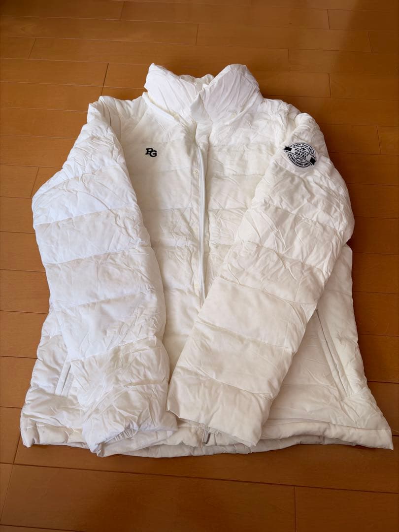 PEARLY GATES ホワイトジャケット フード付き