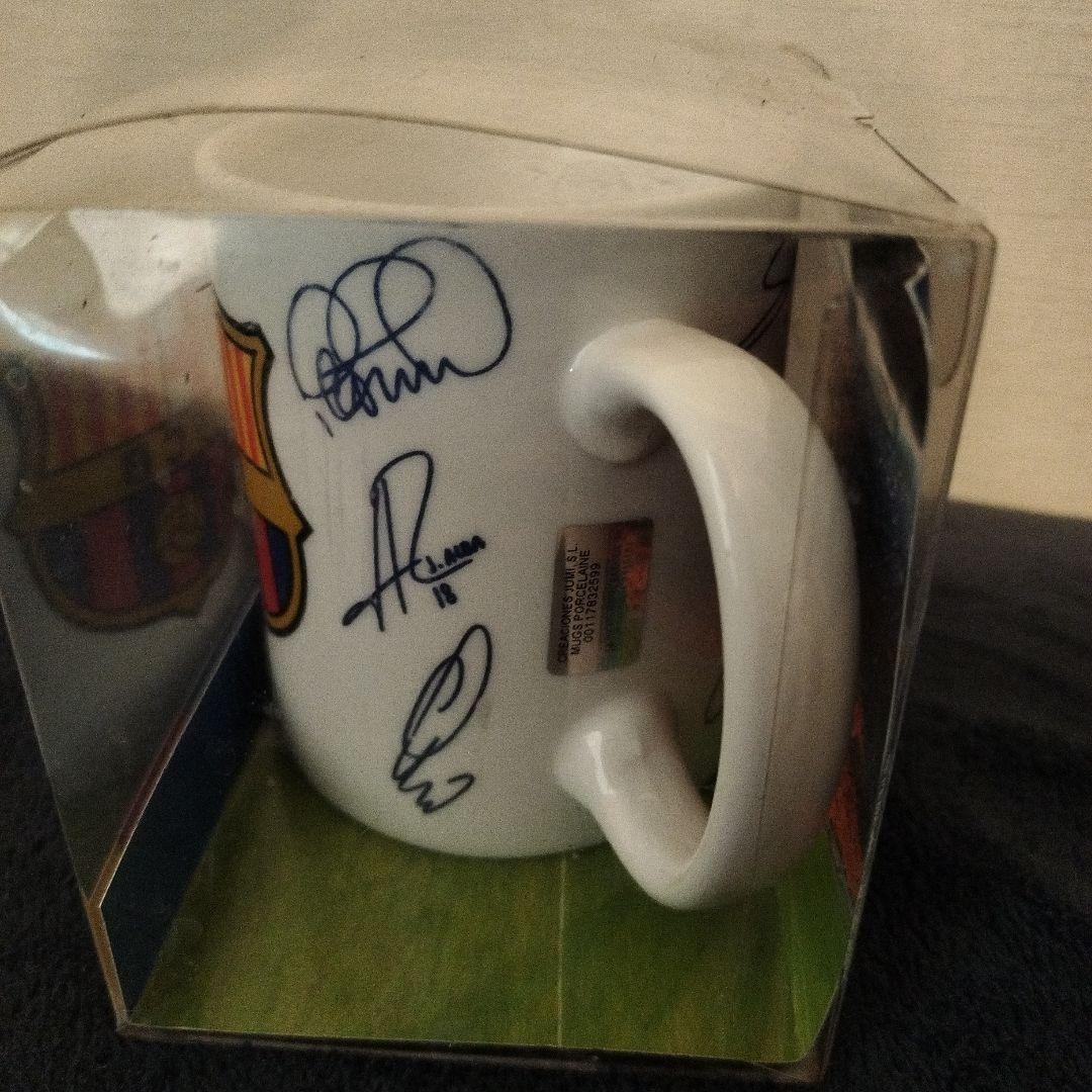 FC Barcelona サイン入りマグカップ