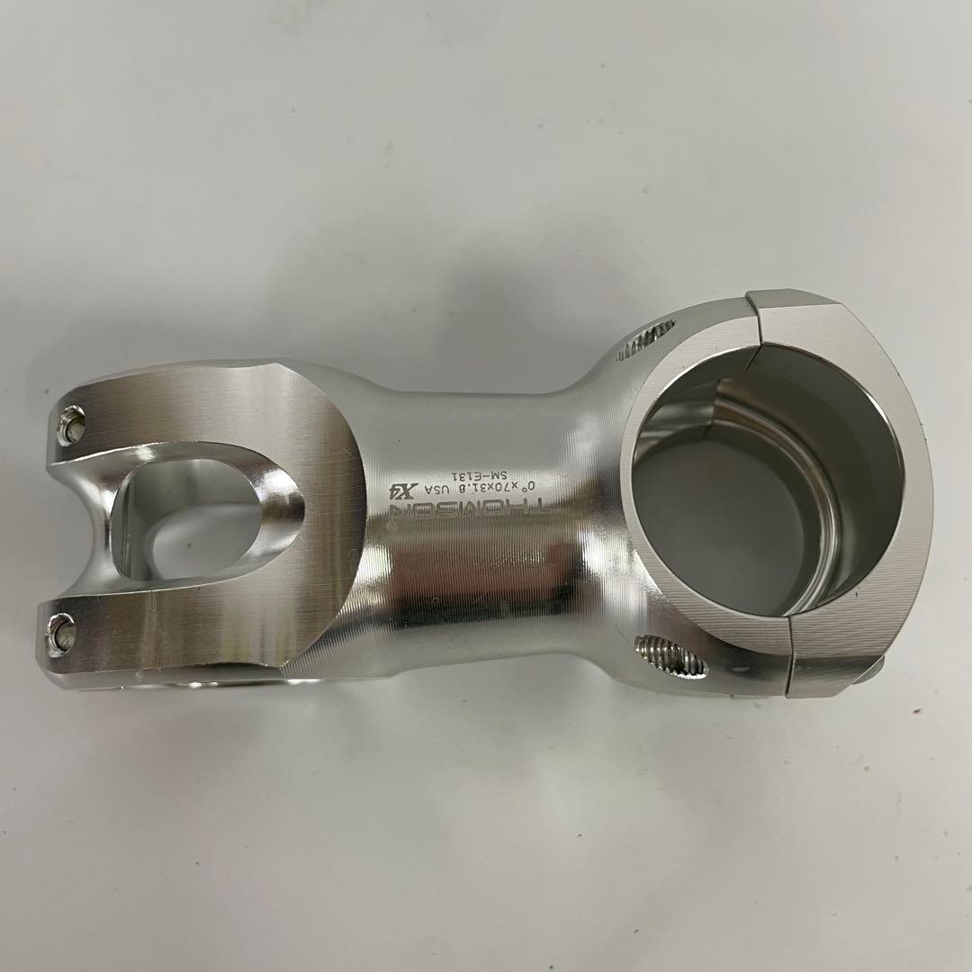 THOMSON X4 ステム