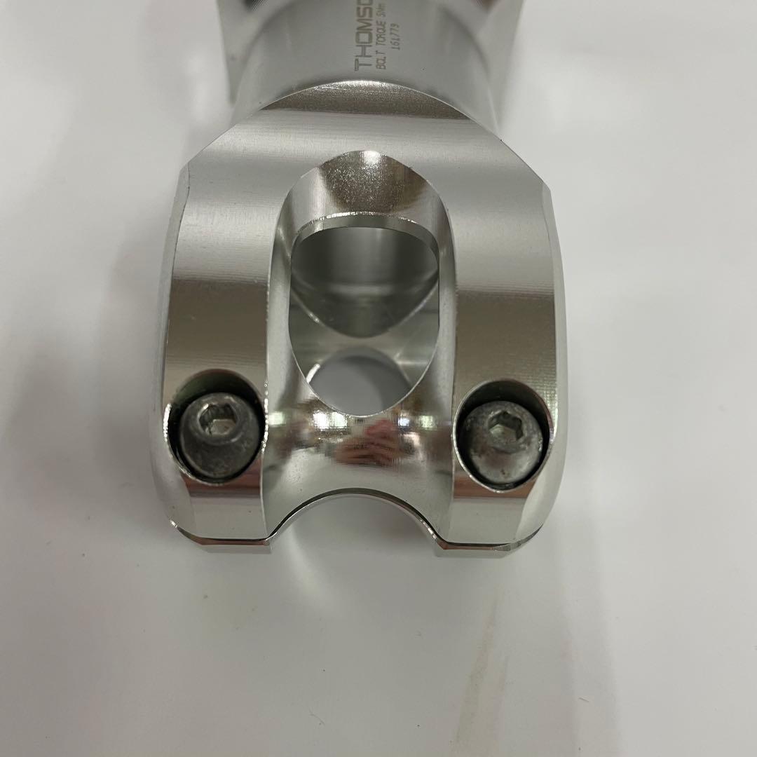 THOMSON X4 ステム