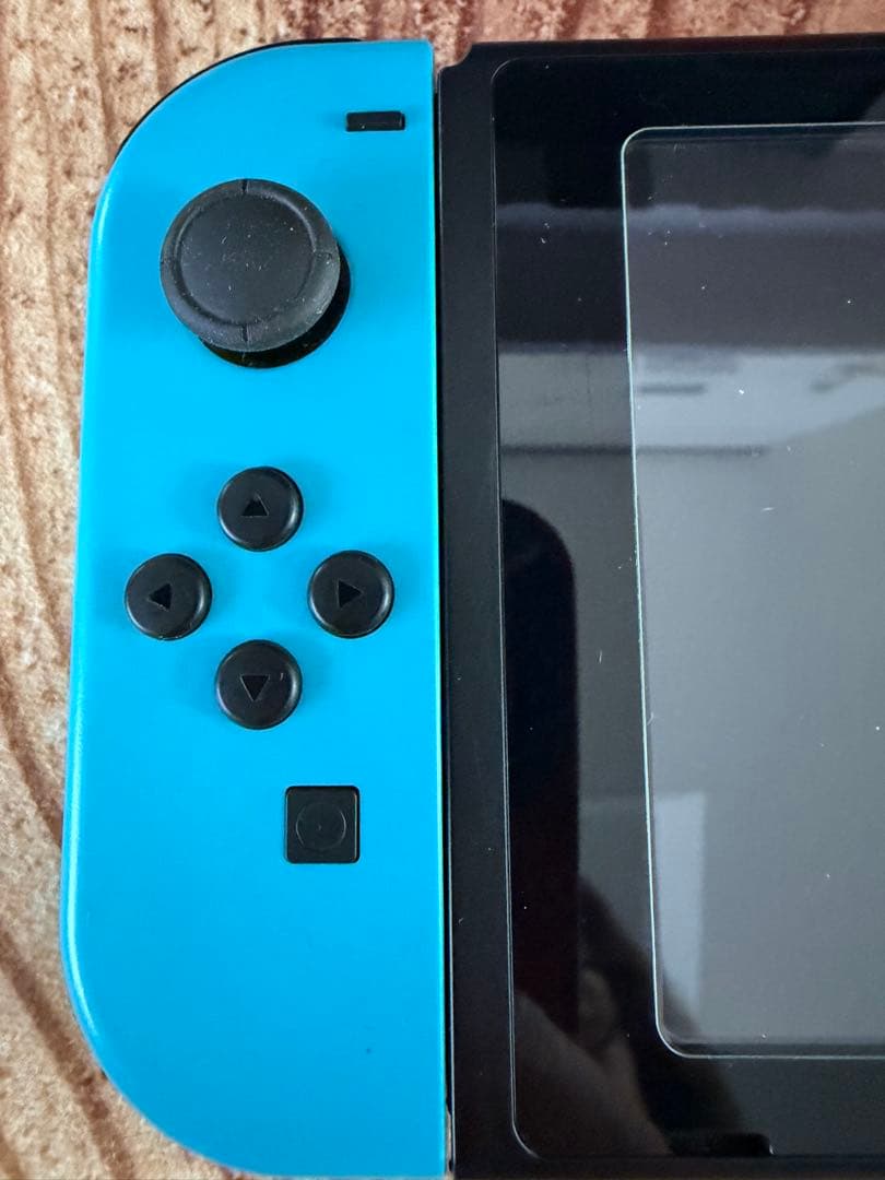 Nintendo Switch ニンテンドースイッチ本体　ネオン