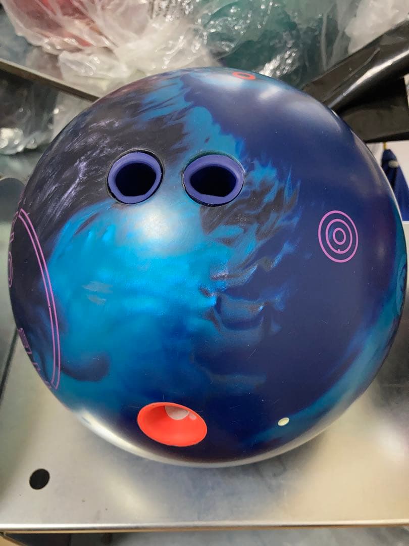 EBONITE／ザ・ワン ウルトラマリン【15P】