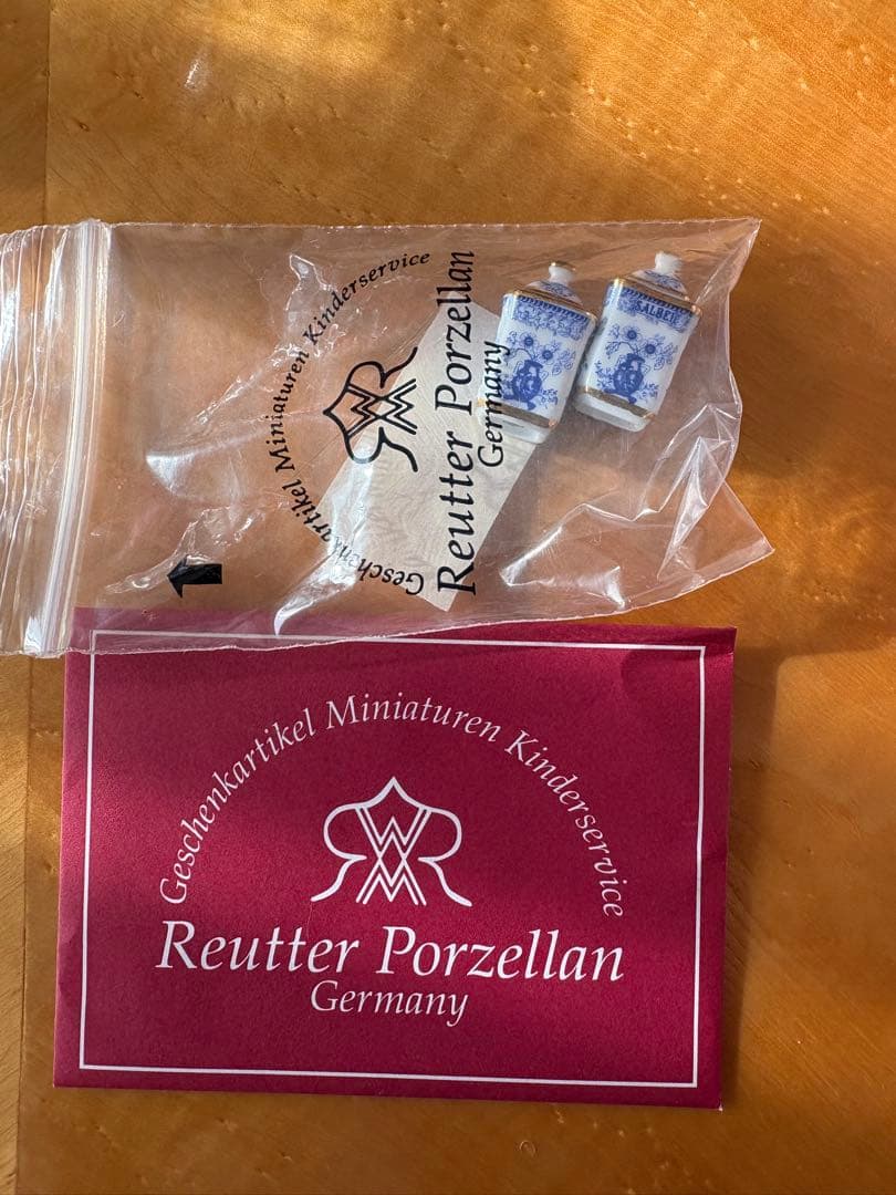 ドイツ　ミニチュア　ロイターポーセリンキャビネット　レトロRP1797-5