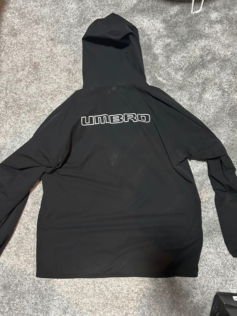 Umbro V・ファーレン長崎 ウィンドブレーカー ブラック