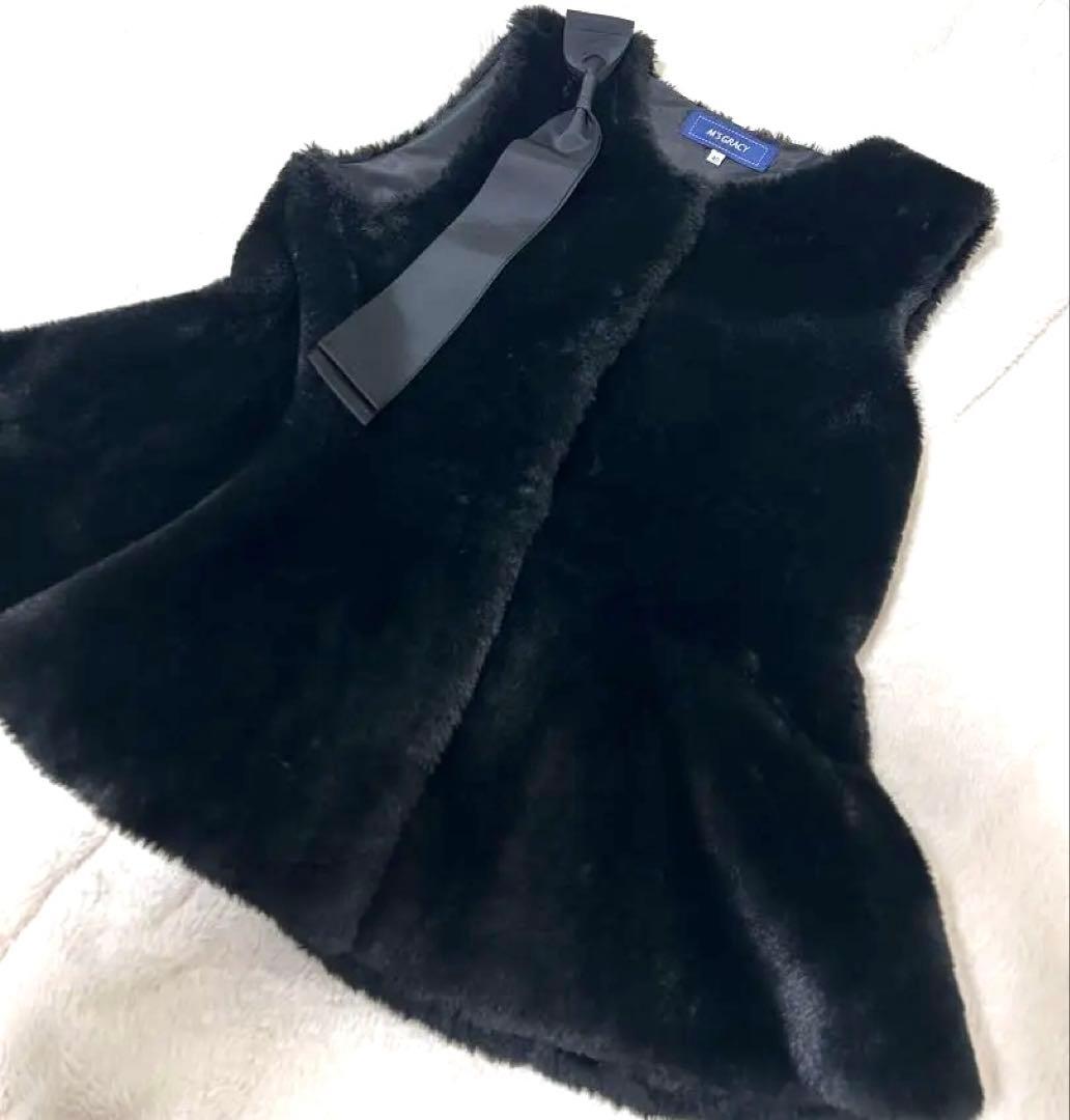 美品エムズグレイシーエコファーペプラムベスト サイズ40