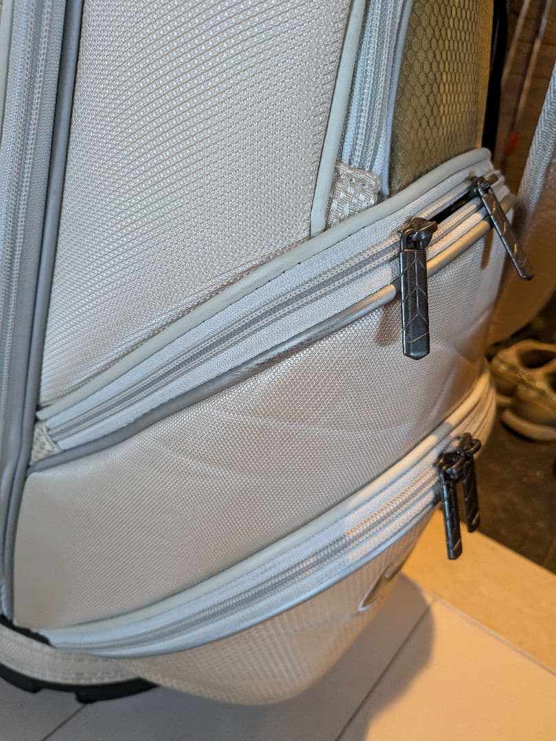 Nike ゴルフバッグ・キャディバッグ ベージュ/シルバー/ブラック