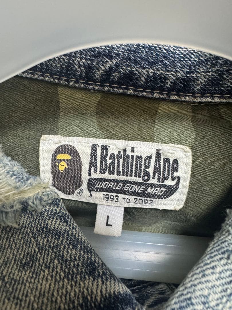 A BATHING APEアベイシングエイプ　デニムジャケット　刺繍
