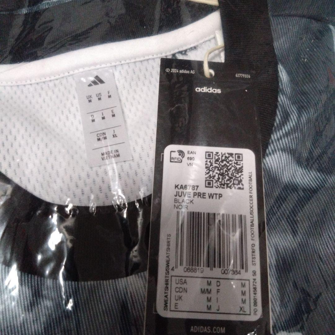 【日本未発売品】ユベントス プレマッチウォームトップ デルピエロ