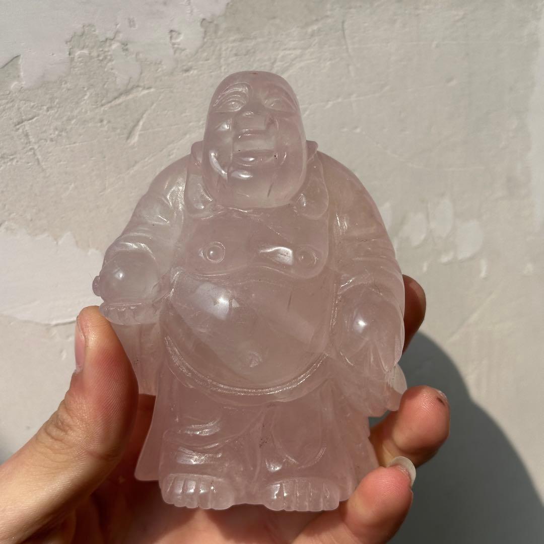 天然石ローズクォーツの大仏様　置物　ご購入前に在庫確認G.1309