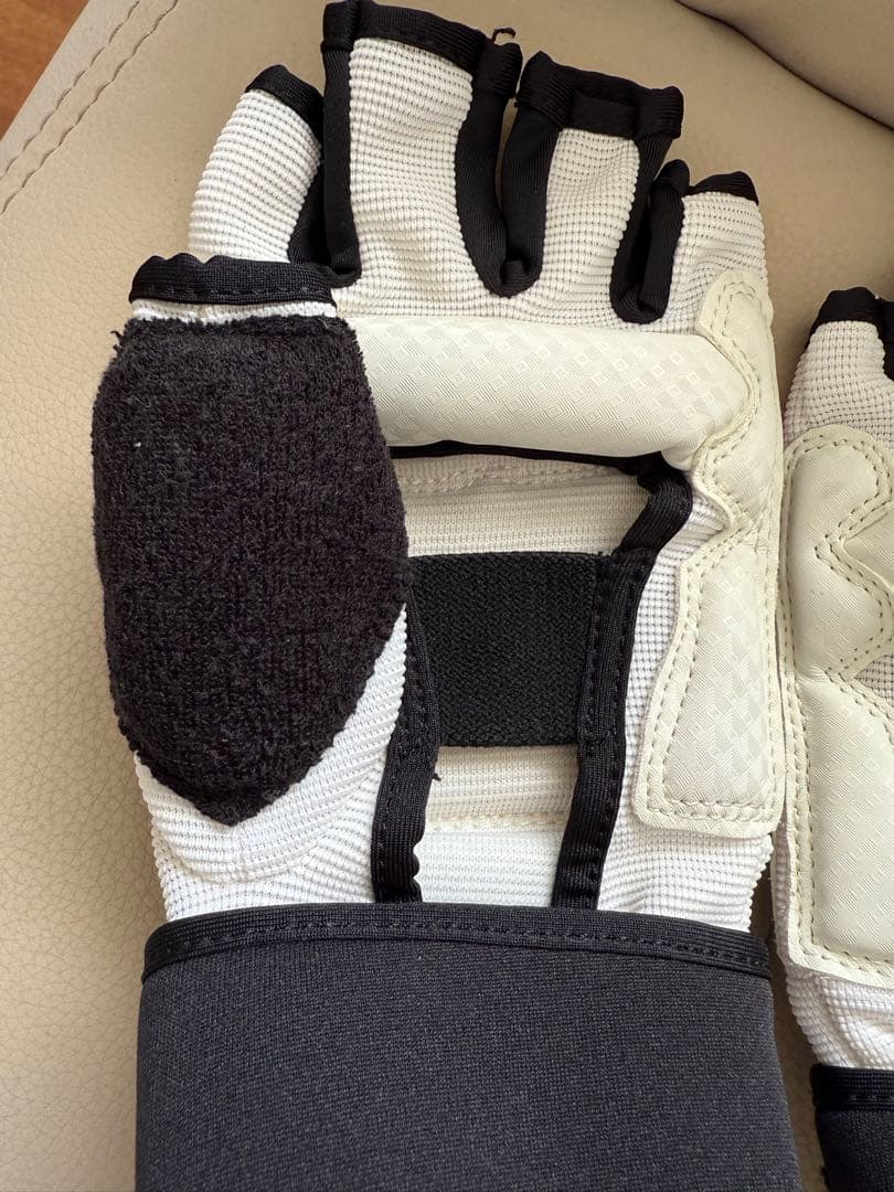 LAVA トレーニンググローブ Burnes Style