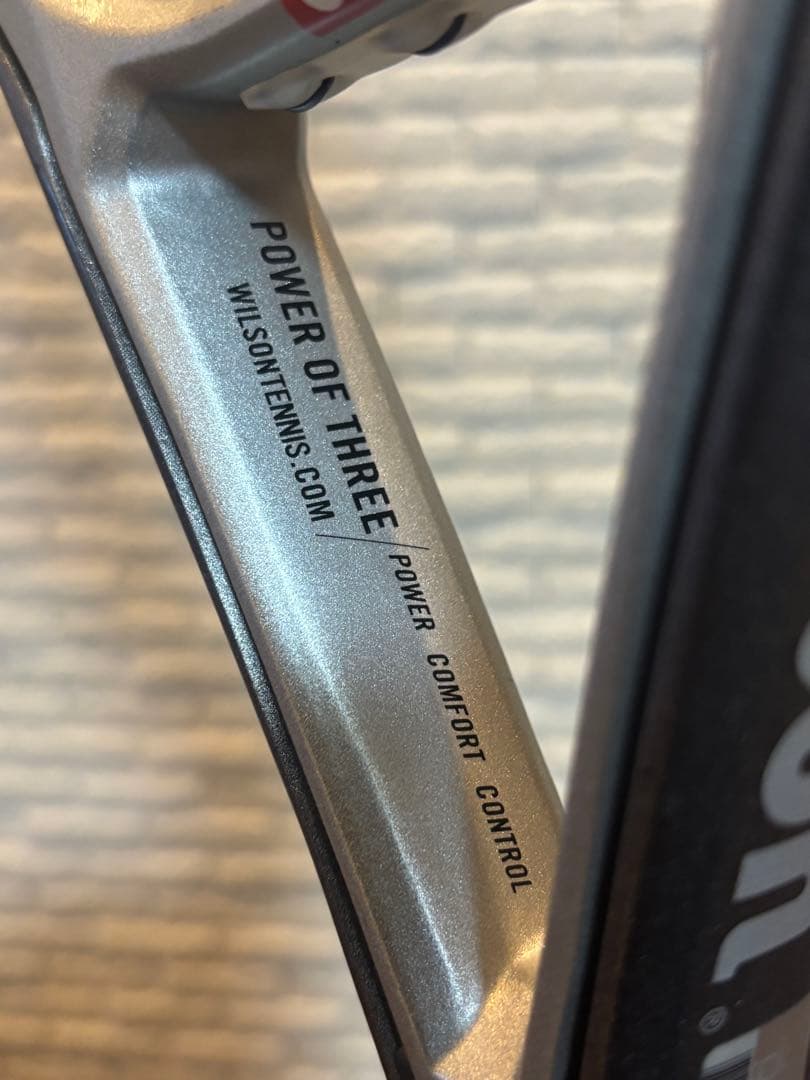 【◉軽量】Wilson TRIAD 3 テニスラケット 丸井ブン太　ガット新品