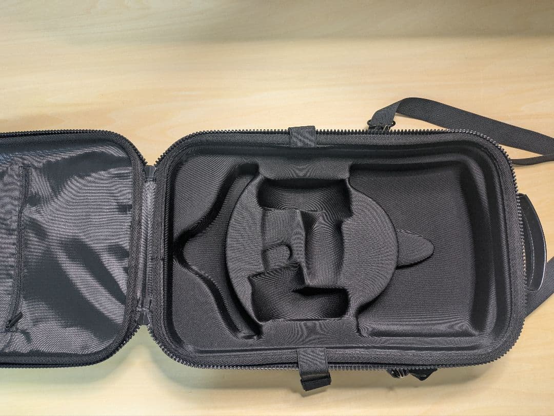  Quest 2 （VRヘッドセット 64GB コントローラー付き）