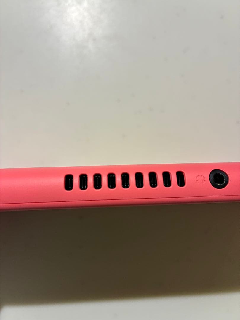 Nintendo Switch Lite コーラル シリコンカバー付き