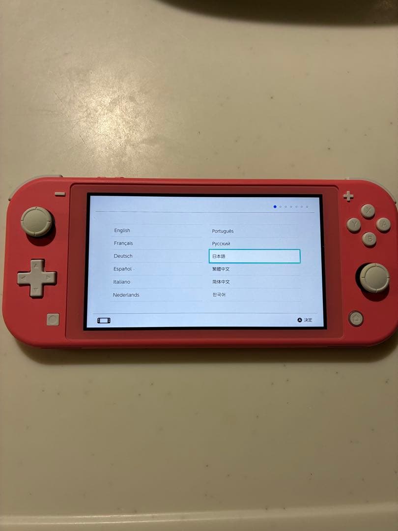 Nintendo Switch Lite コーラル シリコンカバー付き