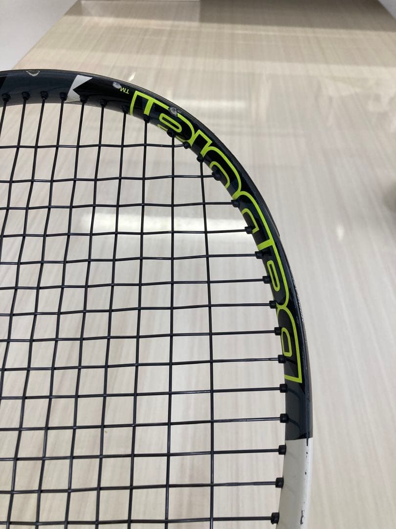 バボラ ピュア　アエロ100 G2 国内正規品