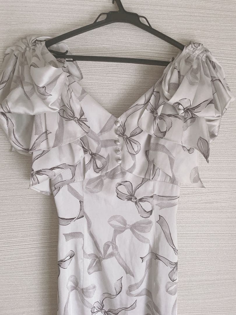 SNIDEL 完売 大人気 リボンスリーブデザインワンピース 00 GBEG