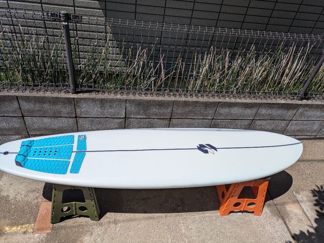 ハンナファーム HFB P8【EPS】6'10\" サーフボード FCS2