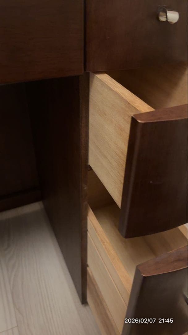 送料込み東京インテリアドレッサー机デスクニトリIKEAチェストナッツ鏡台