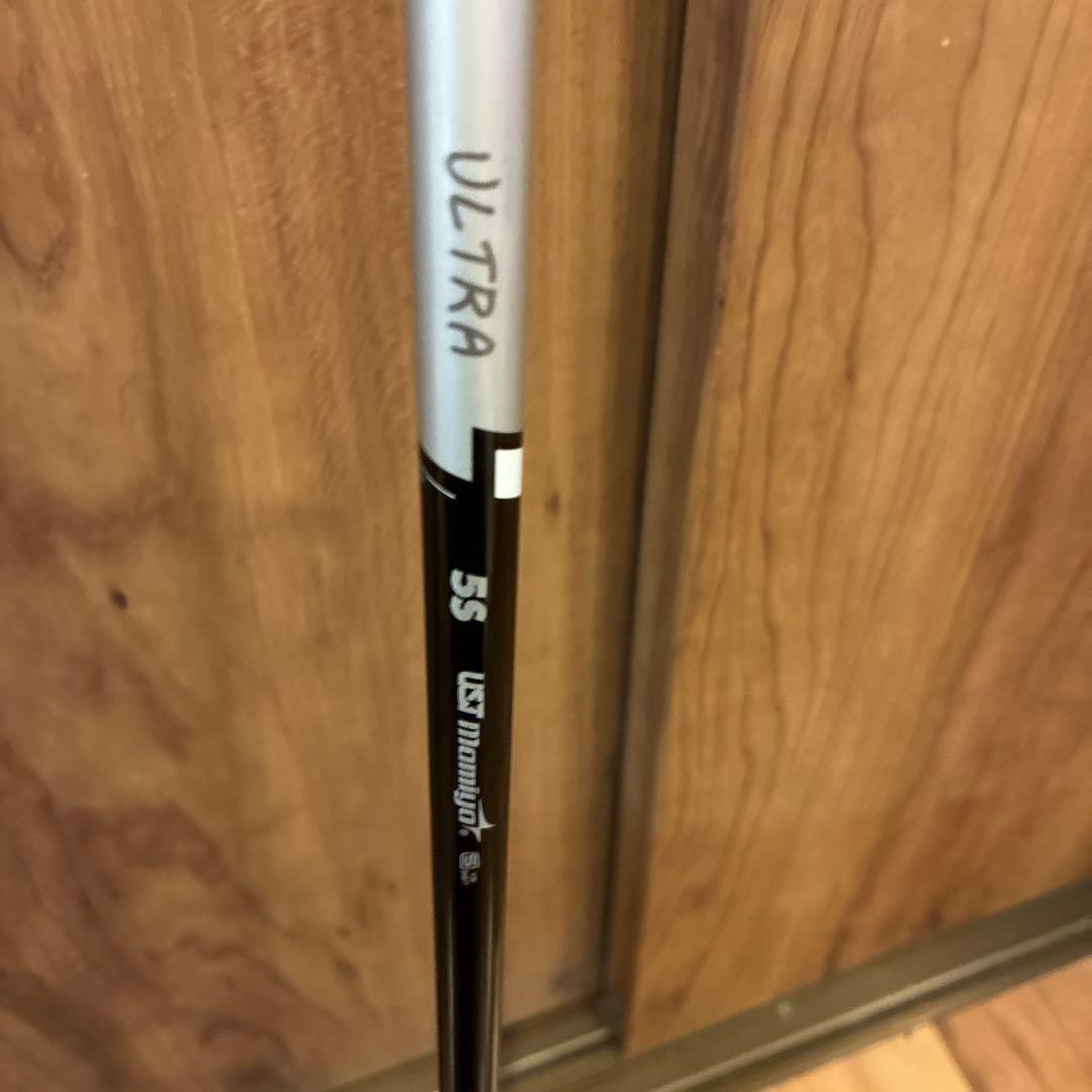 アッタス　ウルトラブラック　ドライバーシャフト 5S タイトリストスリーブ付き
