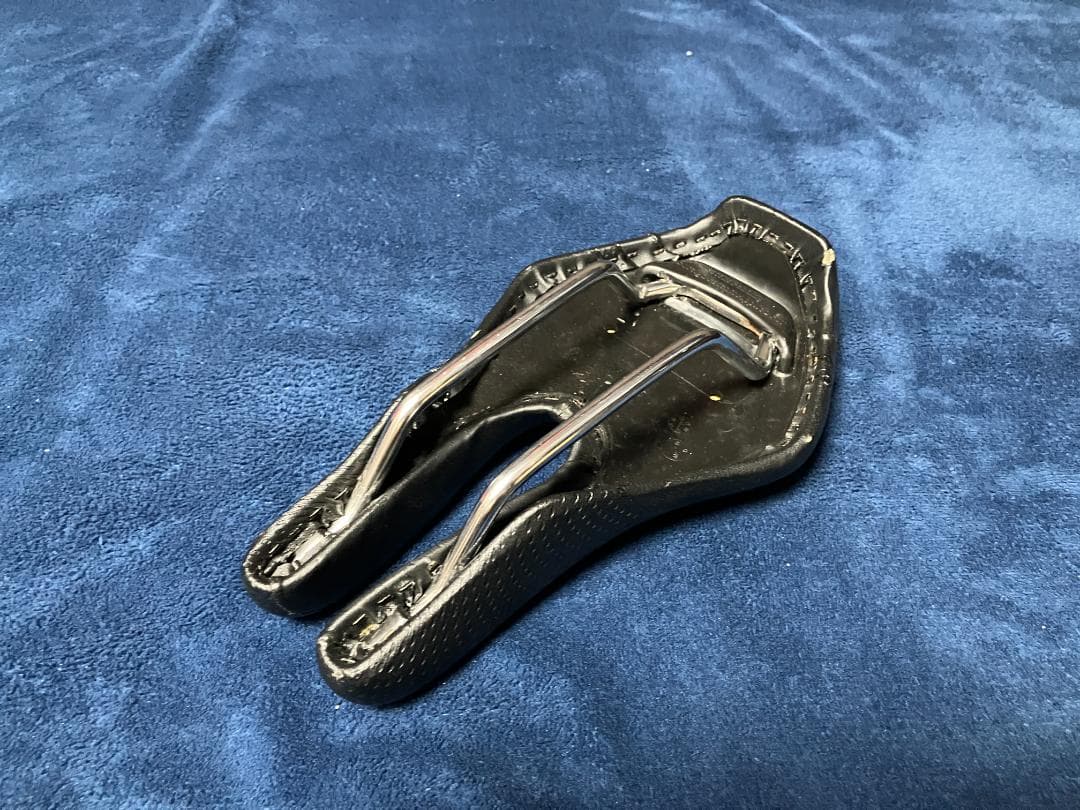 ISM PS1.0　 タイムトライアル サドル