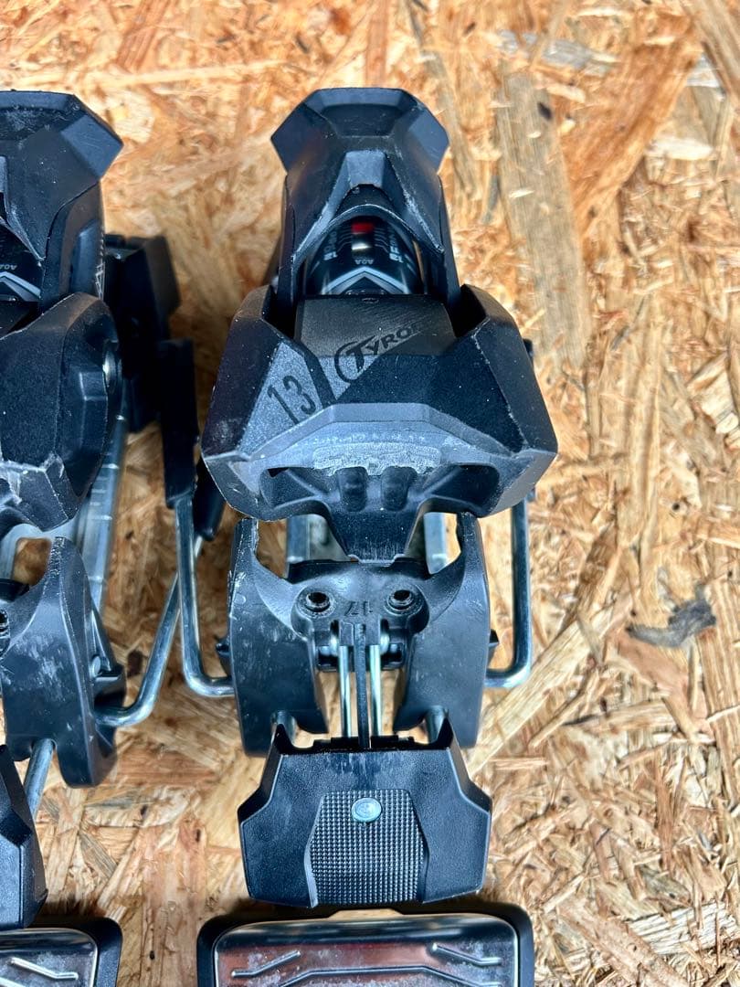 TYROLIA ATTACK13ビンディング