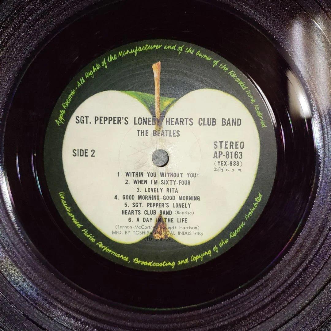 【赤盤良品ＬＰレコード】ビートルズ／サージェント・ペパーズ