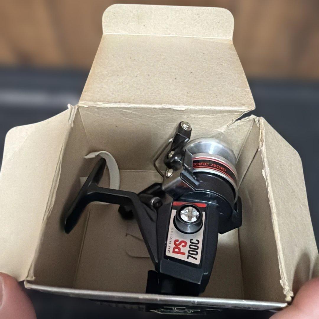 オールド　ダイワPACIFIC SPORTS PS 700C スピニングリール
