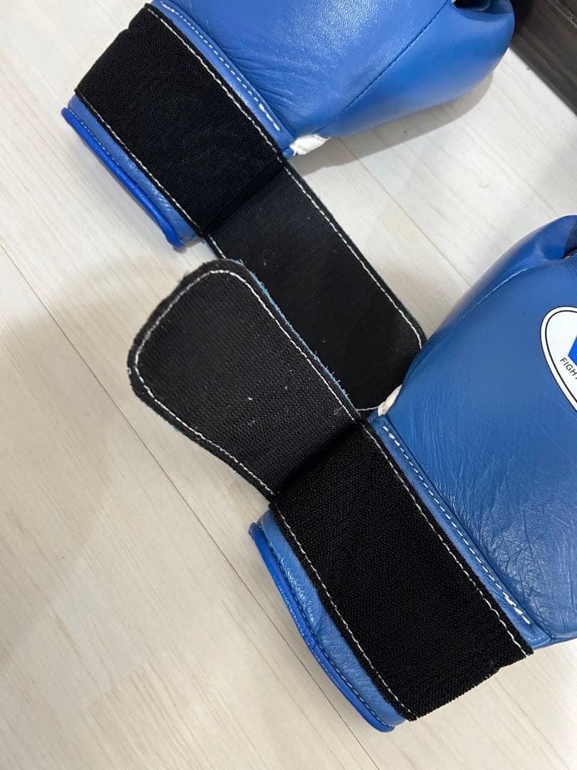 Winning ボクシング グローブ 8オンス MS-200B 8oz