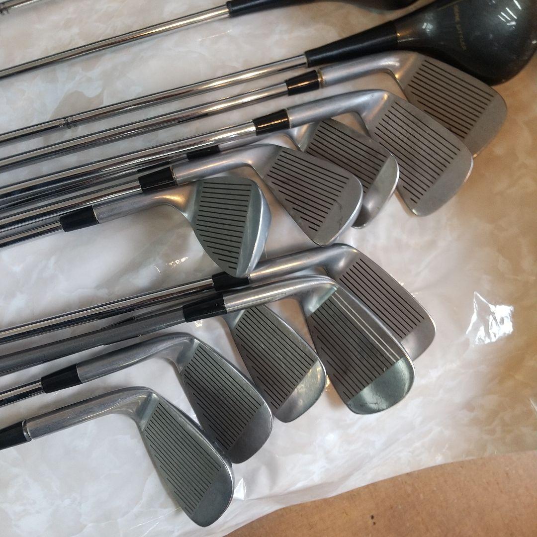 ♥️KINGLSLEY♥️ キャディバッグ 赤黒白 ドライバー他