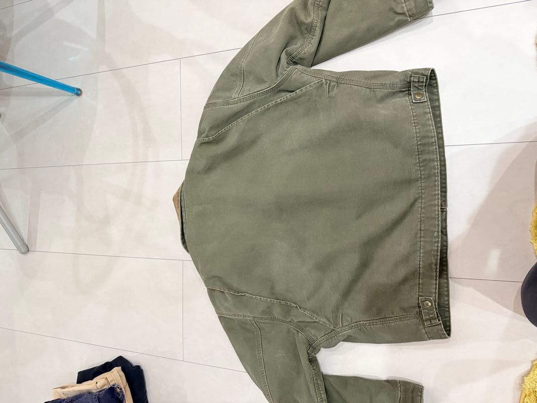 Carhartt デトロイトジャケット　モスグリーン　j76mos