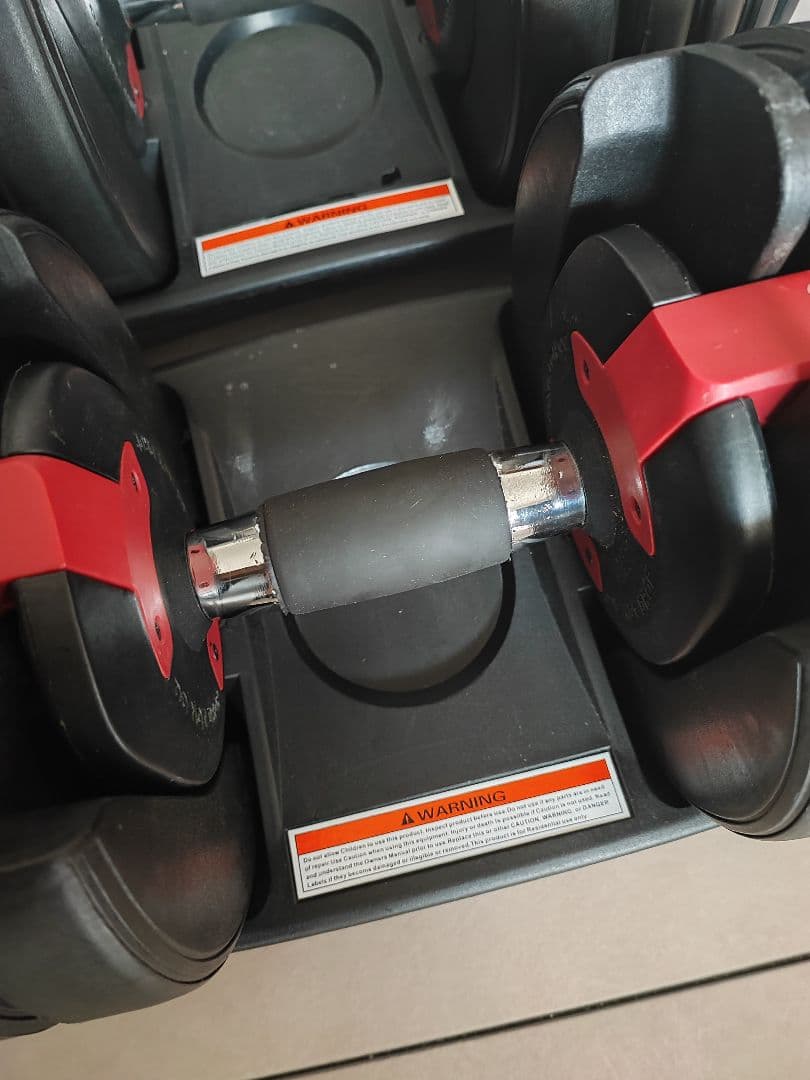 Motions　ダイヤル式可変式　ダンベル 2.5Kg〜24Kg ①