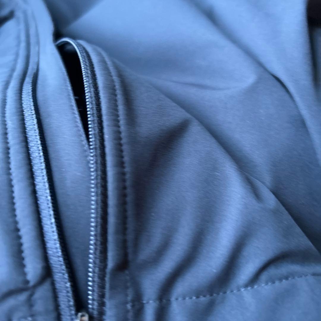 DESCENTE デサント フード付きジャケット ネイビー サイズO