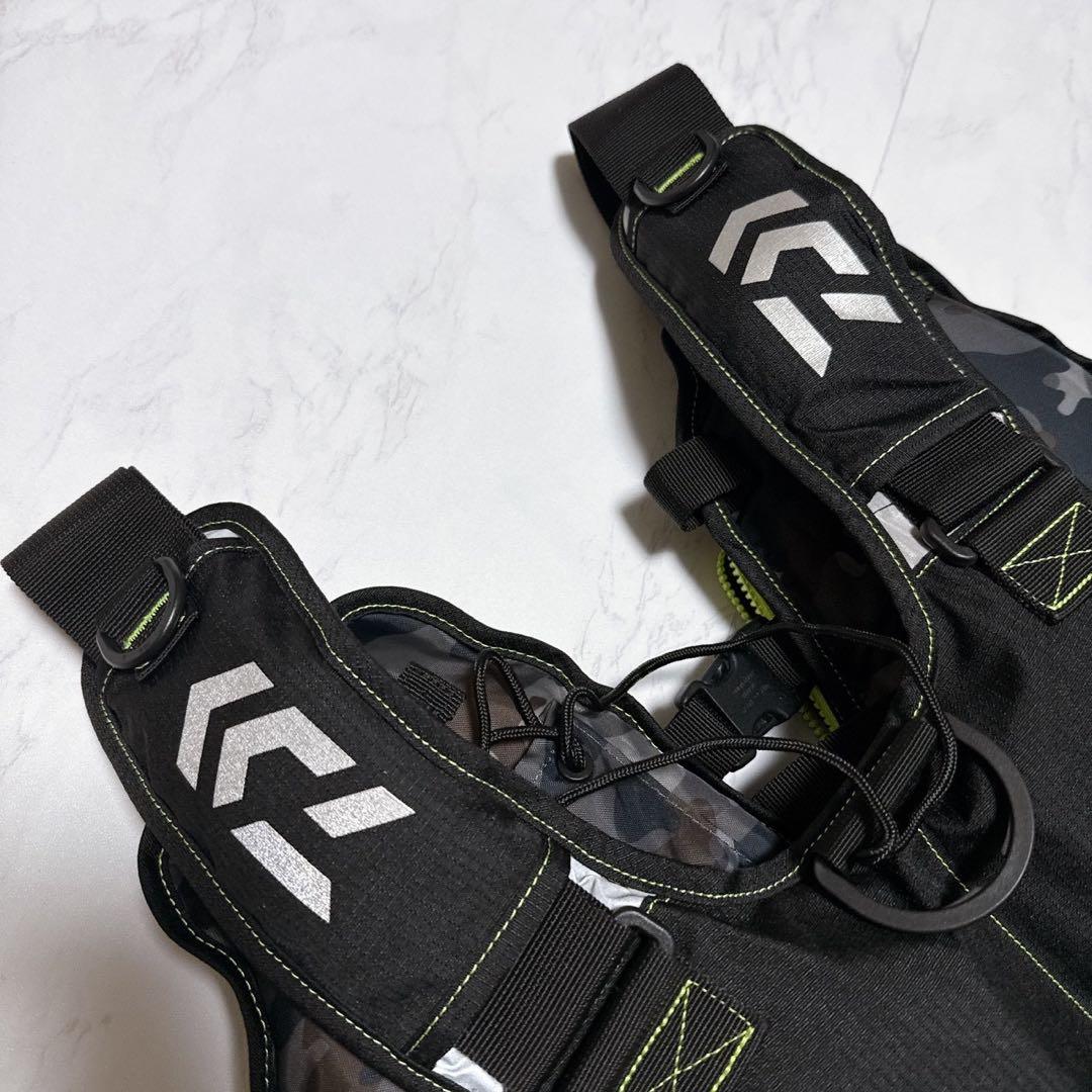 ダイワ ライトフロート ゲームベスト DF-6406