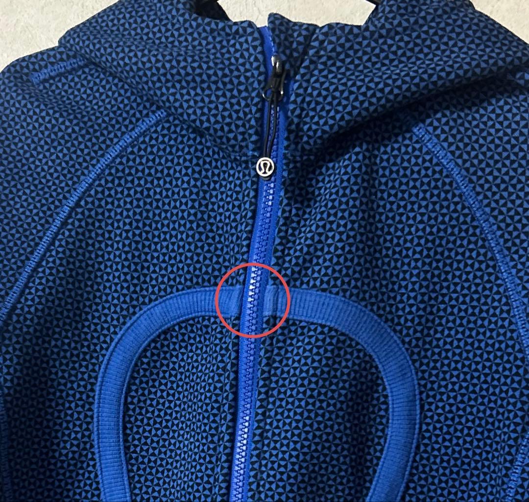 お値下け中!! lululemon　Scuba　フルジップ　サイズ4　ルルレモン