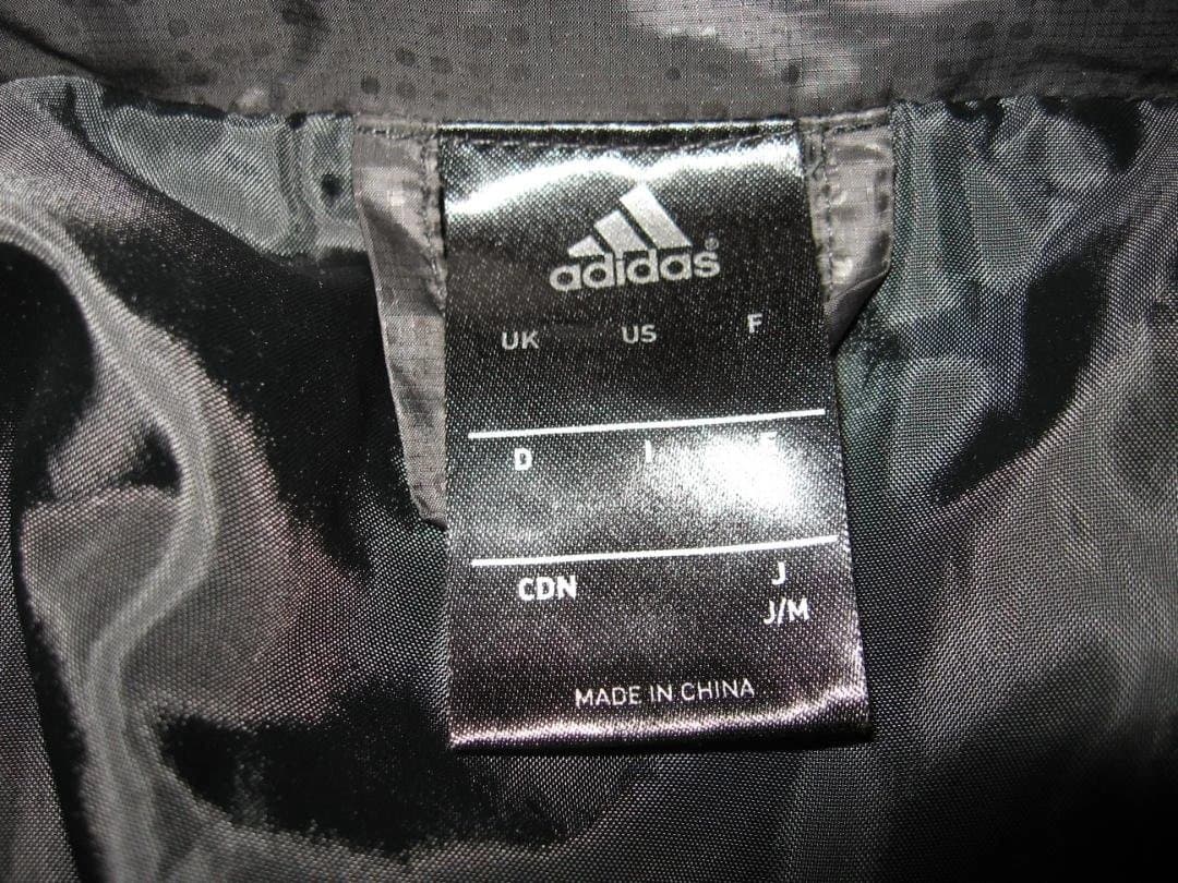 アディダス・ＡＣミラン・ダウンＪＫＴ・Ｍサイズ・かなり美品