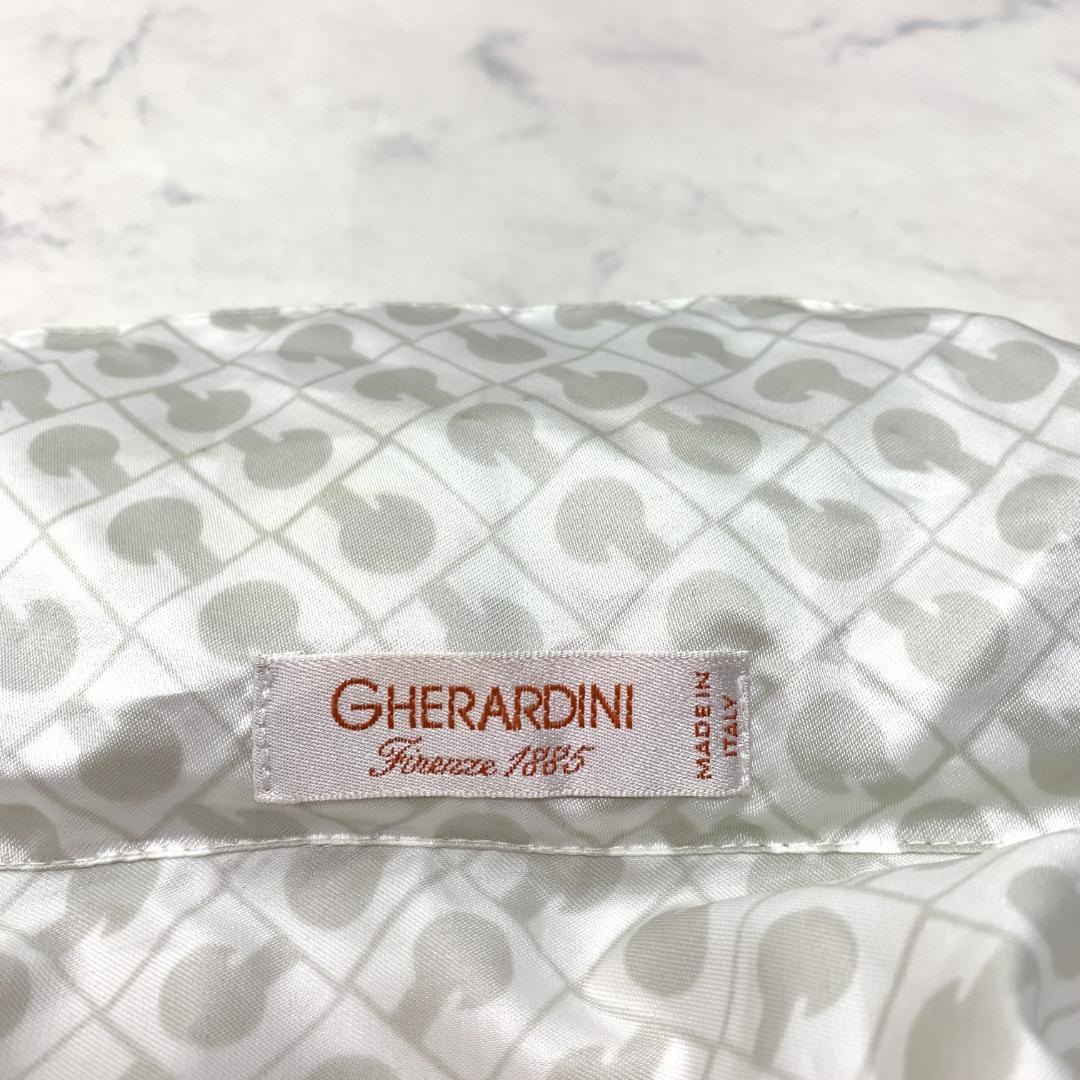 A5448 ゲラルディーニ レインコート ジャンパー 総柄 白 グレー 42