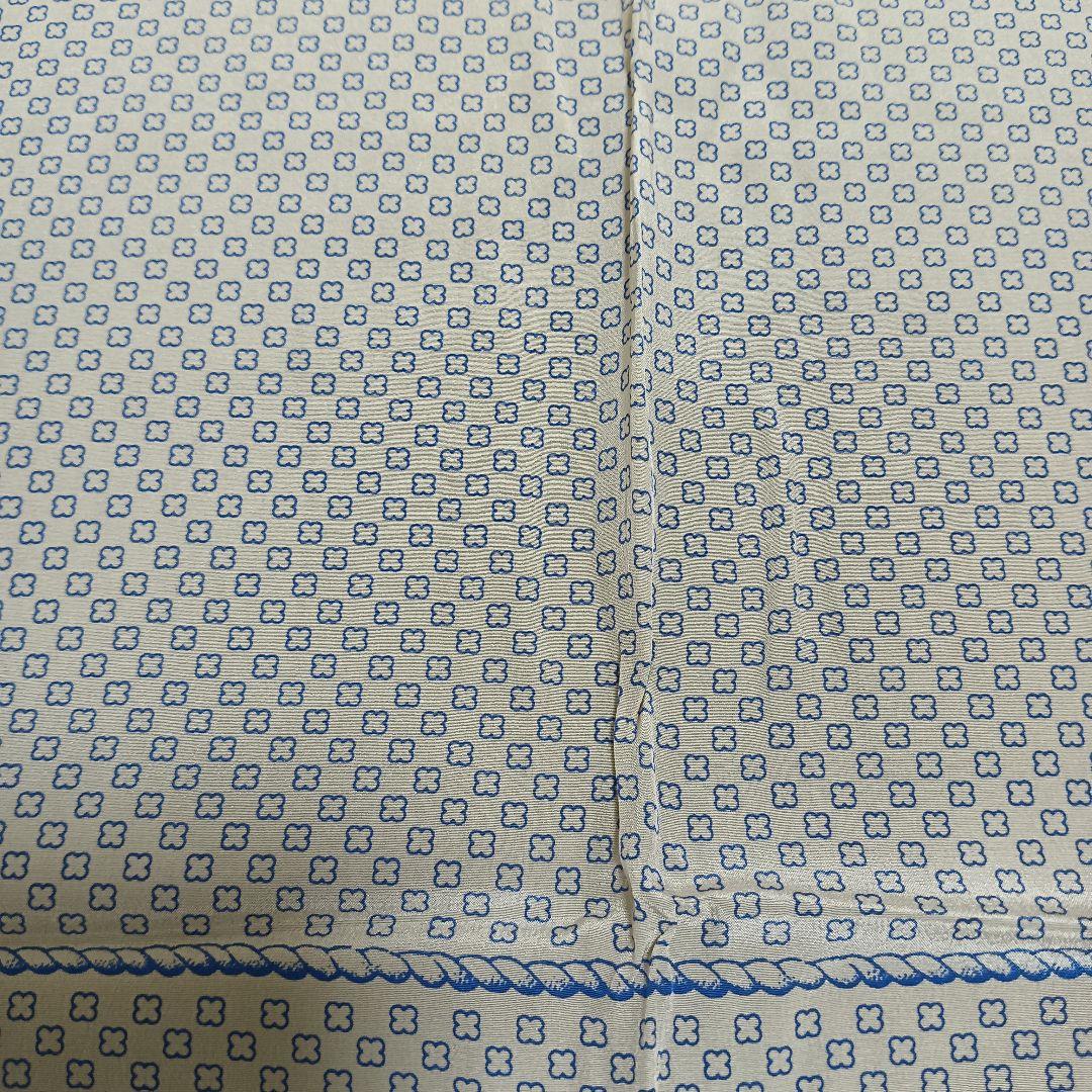 CHANEL シャネル シルク100% 小花文様 スカーフ