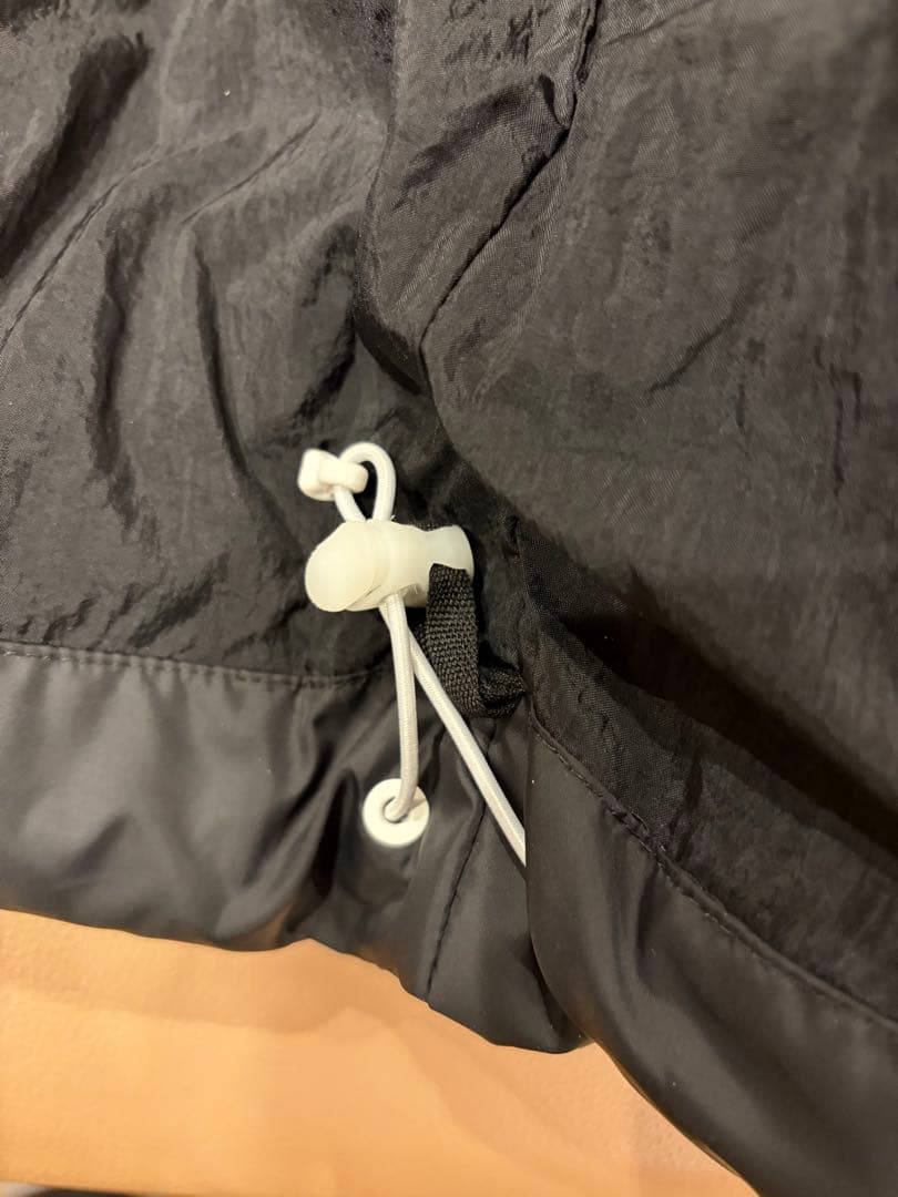 【新品同様】ナイキ ジョーダン ダウンベスト XXL中綿 黒　メンズ