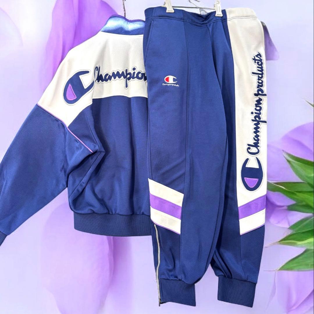 ま*ぞ様 レア色✨美品✨チャンピオン トラックジャージ 背面でかロゴ 紫×青 9