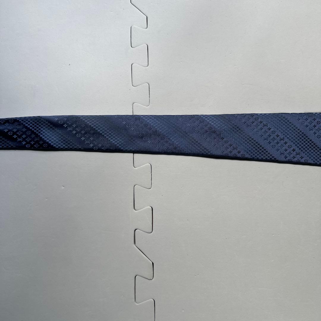 ルイヴィトン　ネクタイ　モノグラム　ブルー　ストライプ
