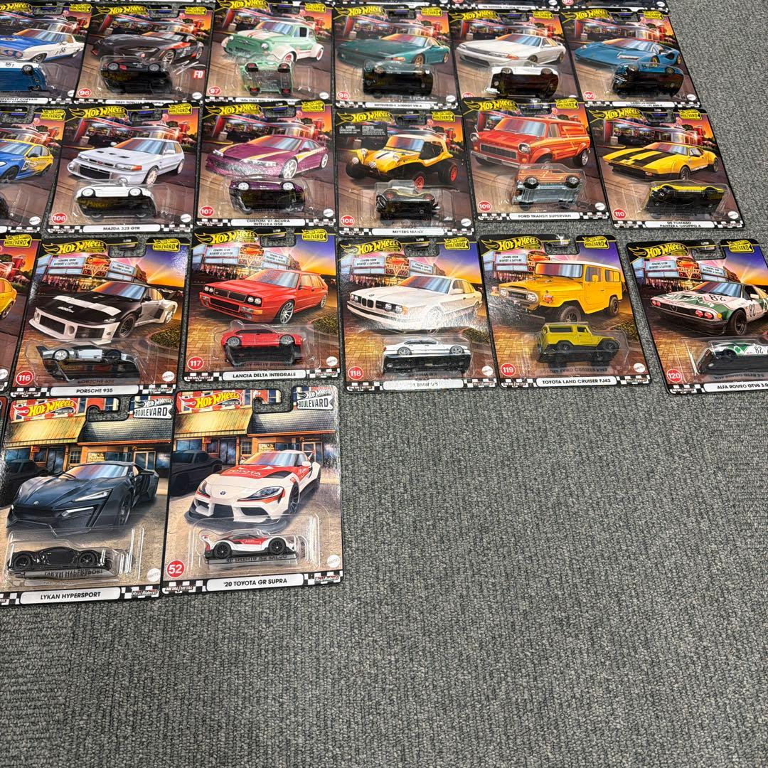 L*a様 Hot Wheels ブルーバード74台セット
