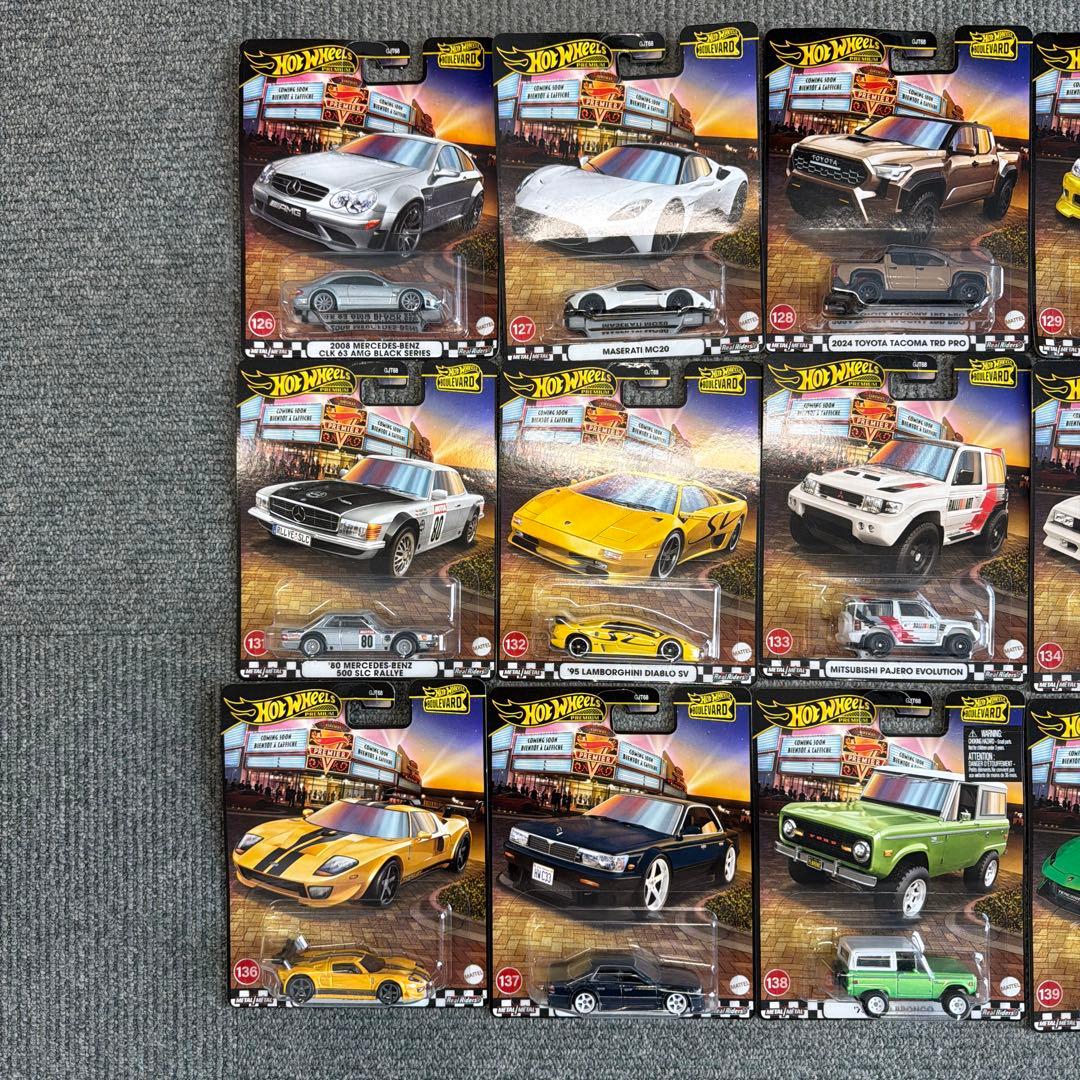 L*a様 Hot Wheels ブルーバード74台セット